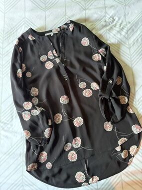 Daniel Rainn Black Floral Split-Neck Blouse with Pink Blooms